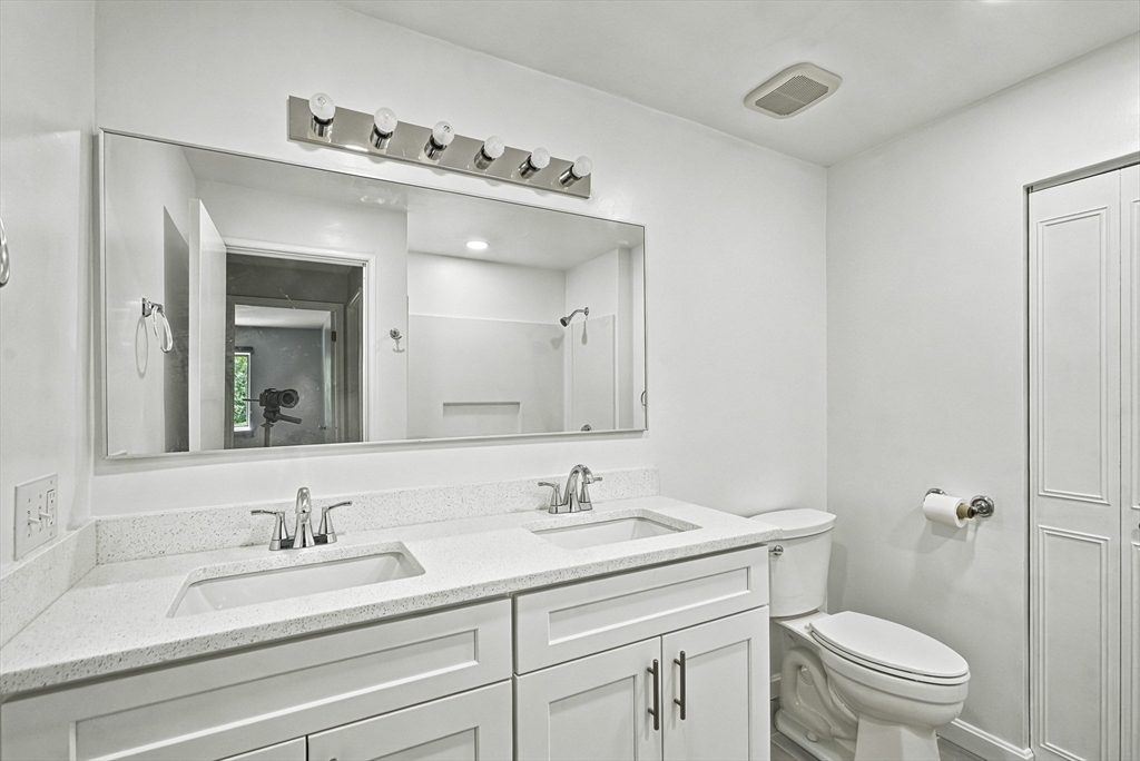 59 School St # B18 Property Photo 12
