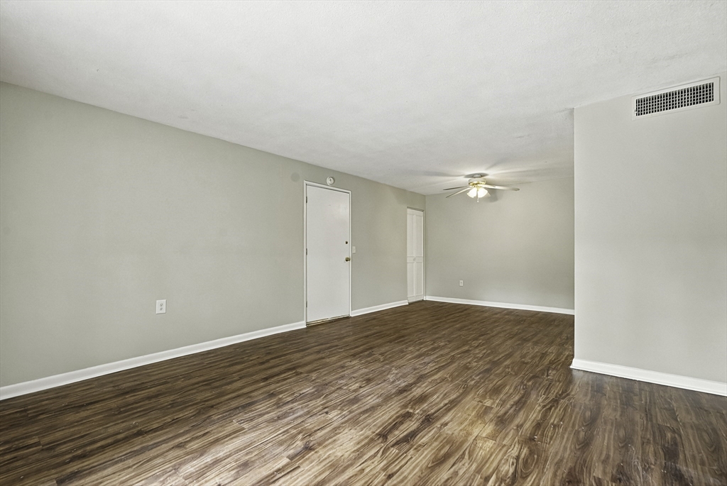 59 School St # B18 Property Photo 24