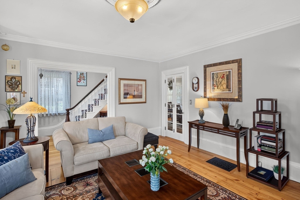 15 Vernon St Property Photo 11