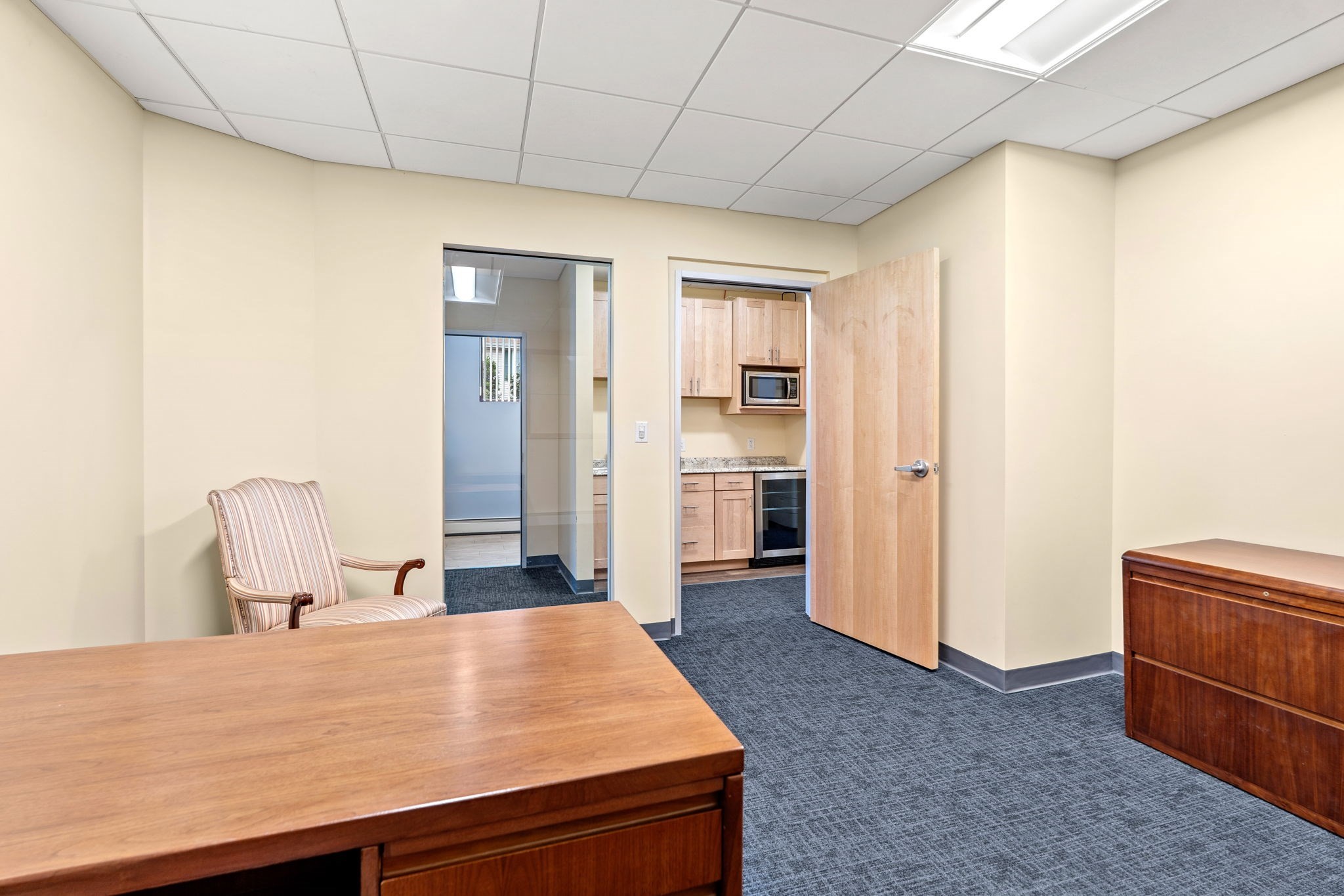 189 Loring Ave Property Photo 22
