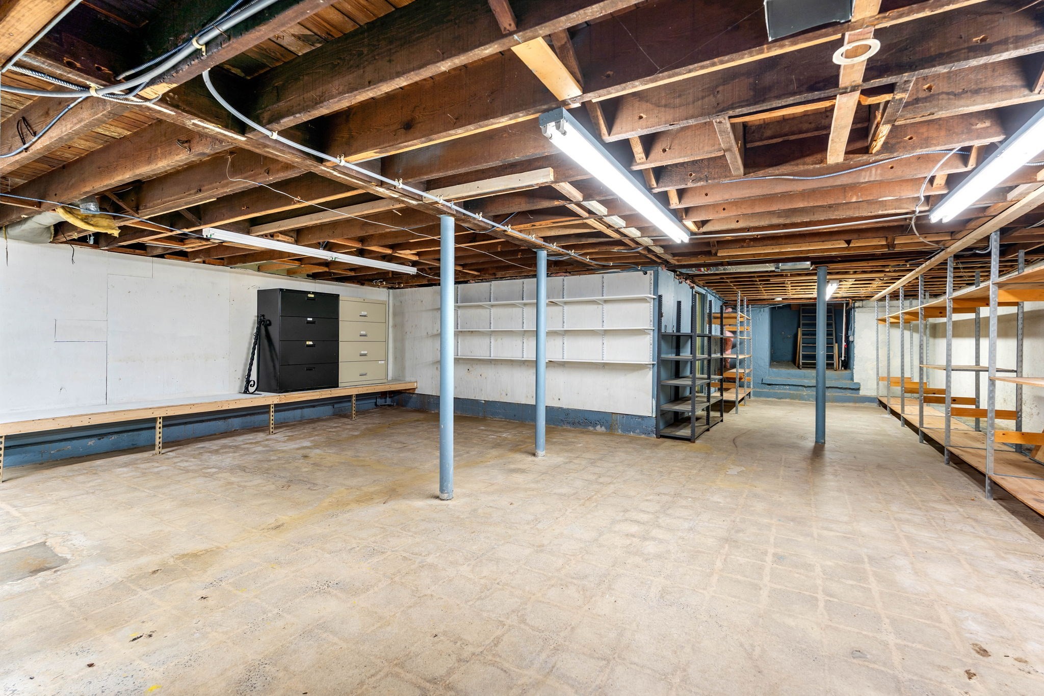 189 Loring Ave Property Photo 31