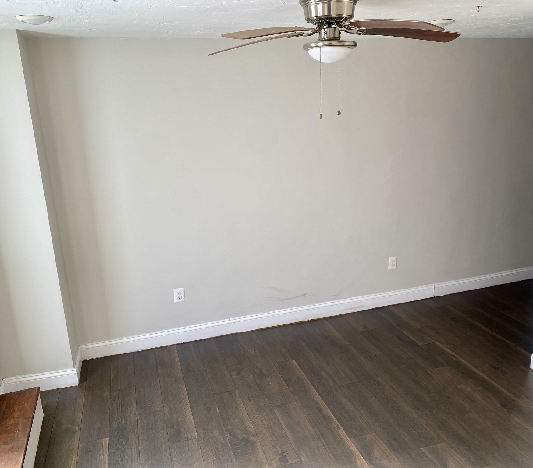 32 Hinckley Street # 1r Property Photo 6