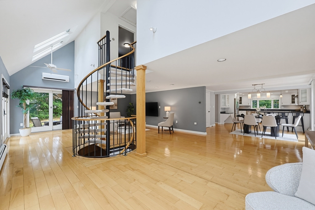 36 Stewart St Property Photo 9