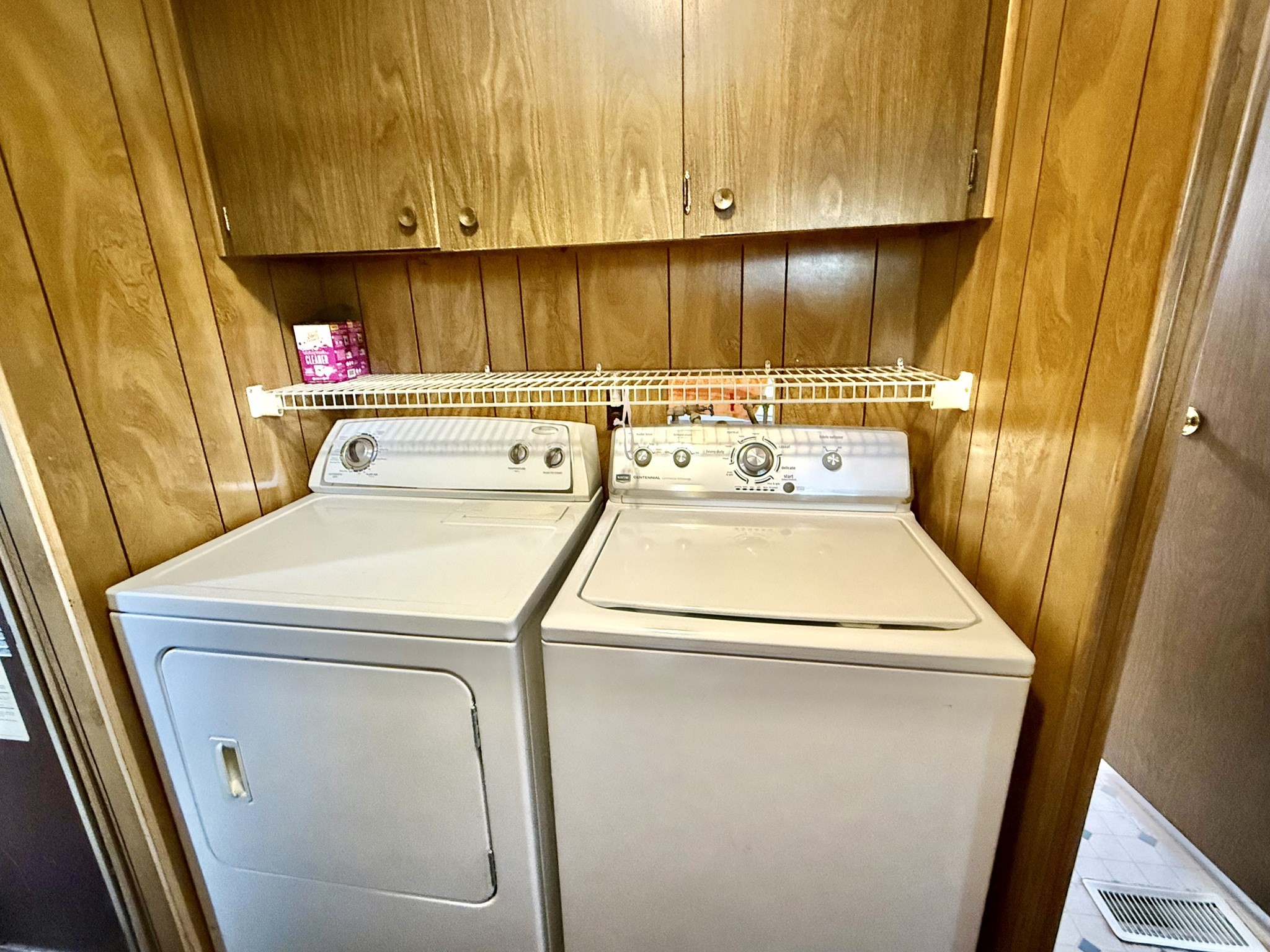 37 Klondike Ave Property Photo 15