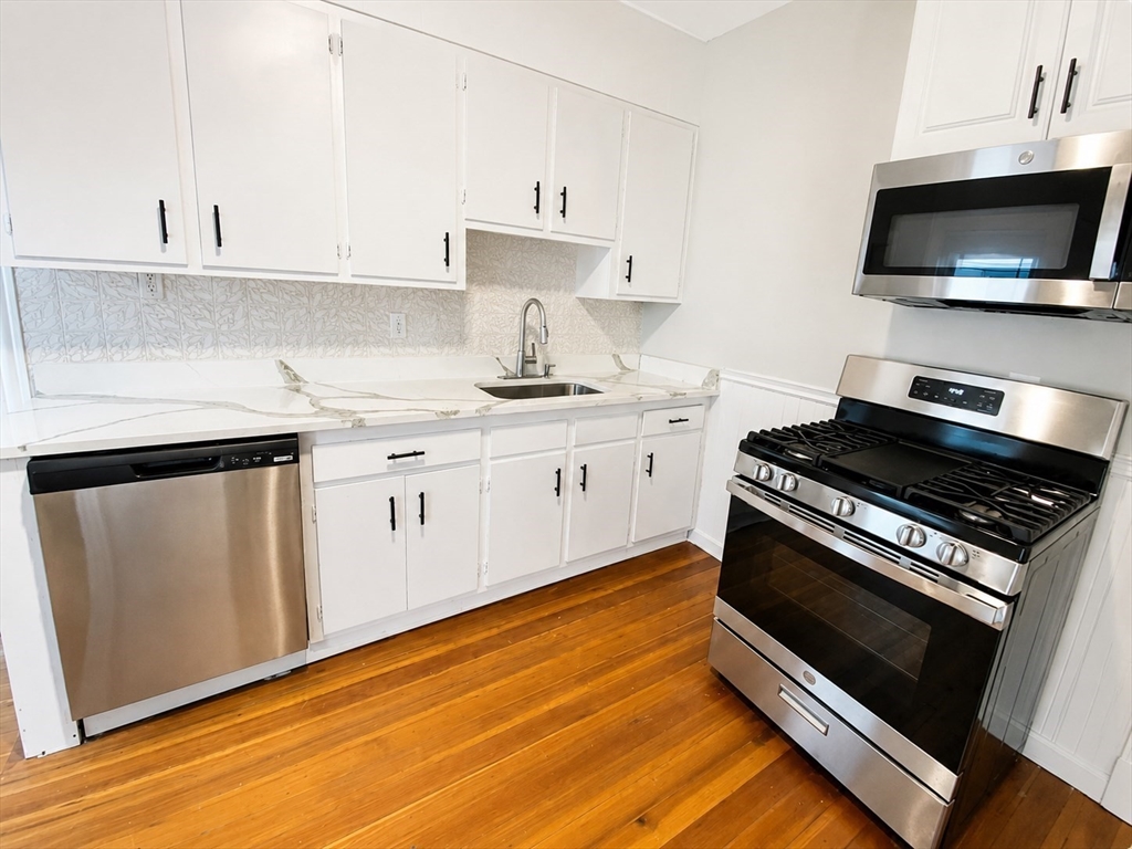 21 Dowse St # 3 Property Photo 1