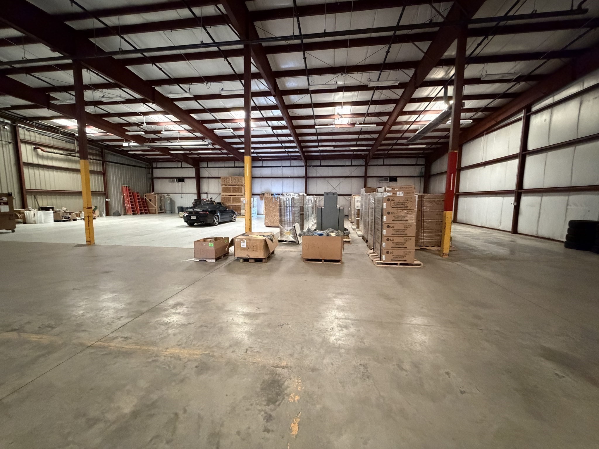 6 Industrial Pkwy Property Photo 7