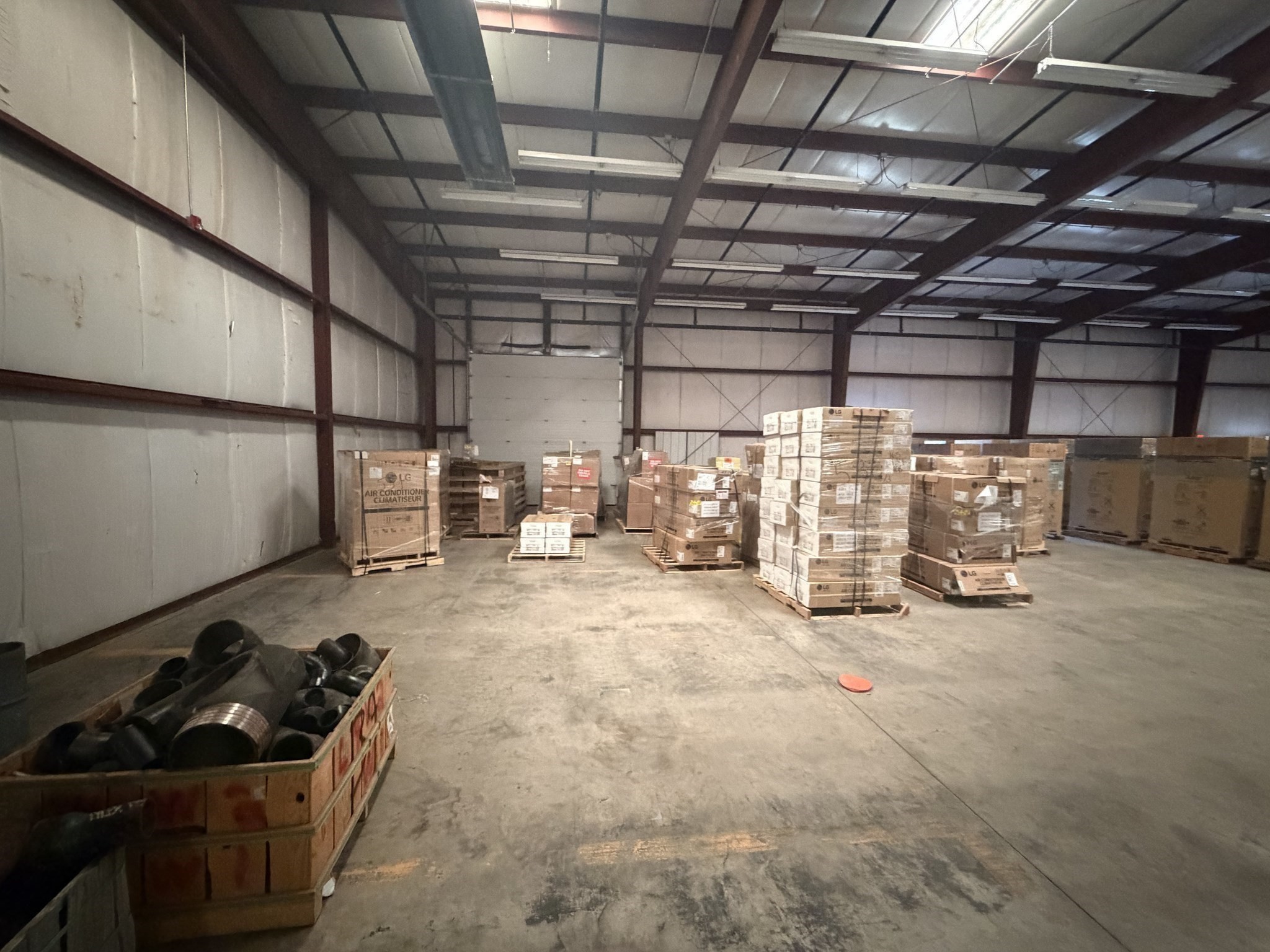 6 Industrial Pkwy Property Photo 10
