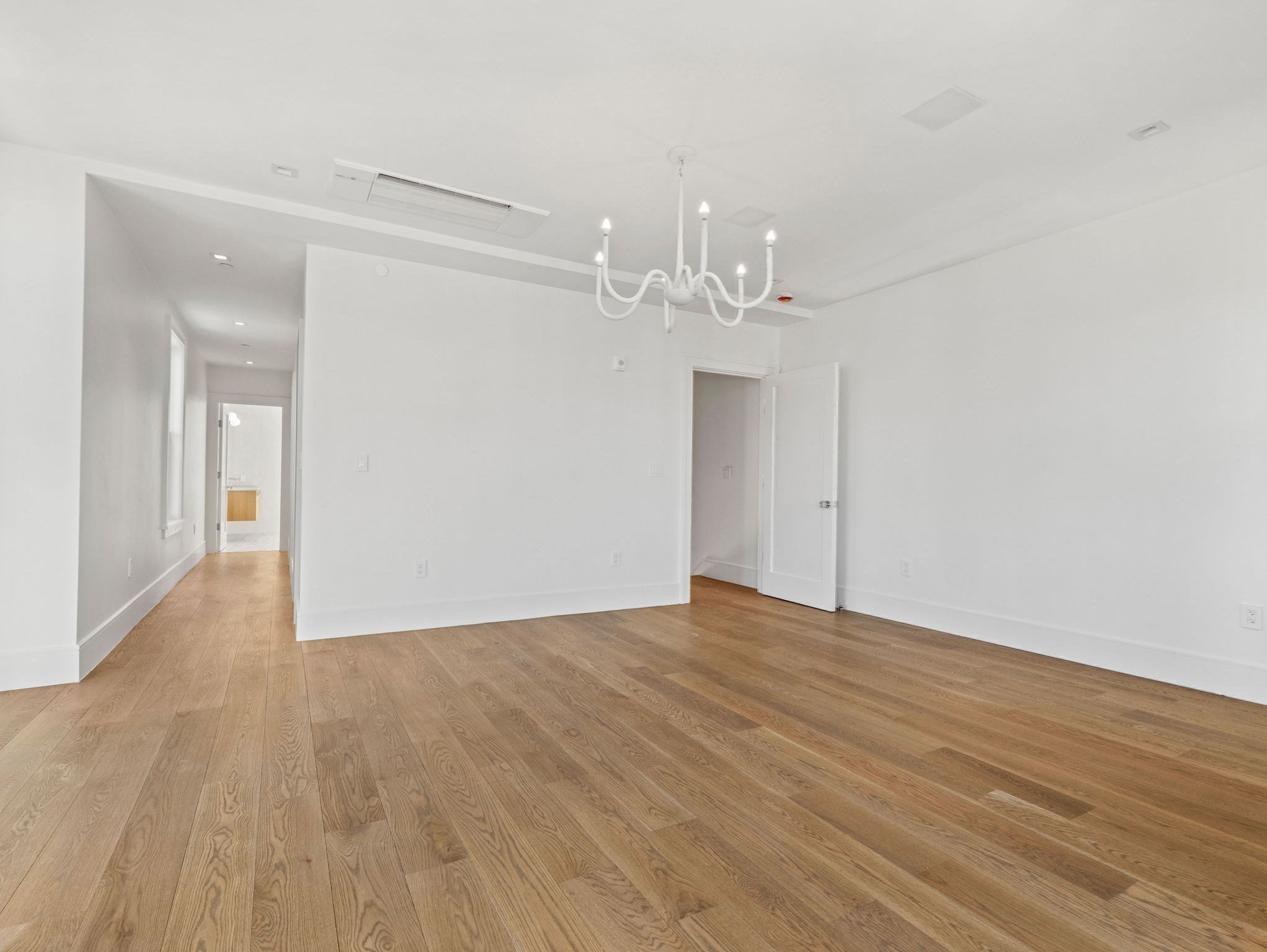 561 E Broadway # 561 Property Photo 10