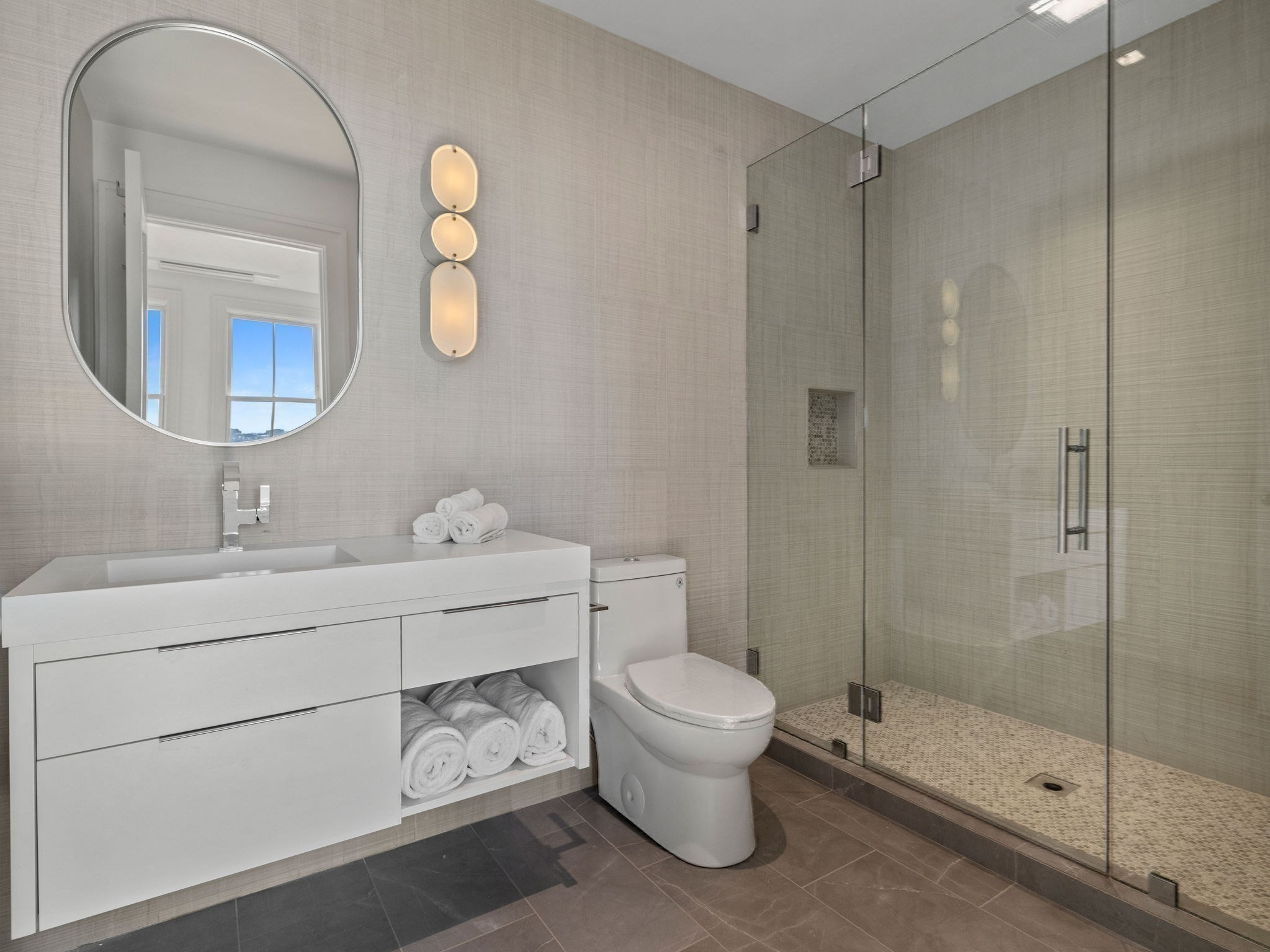 561 E Broadway # 561 Property Photo 23
