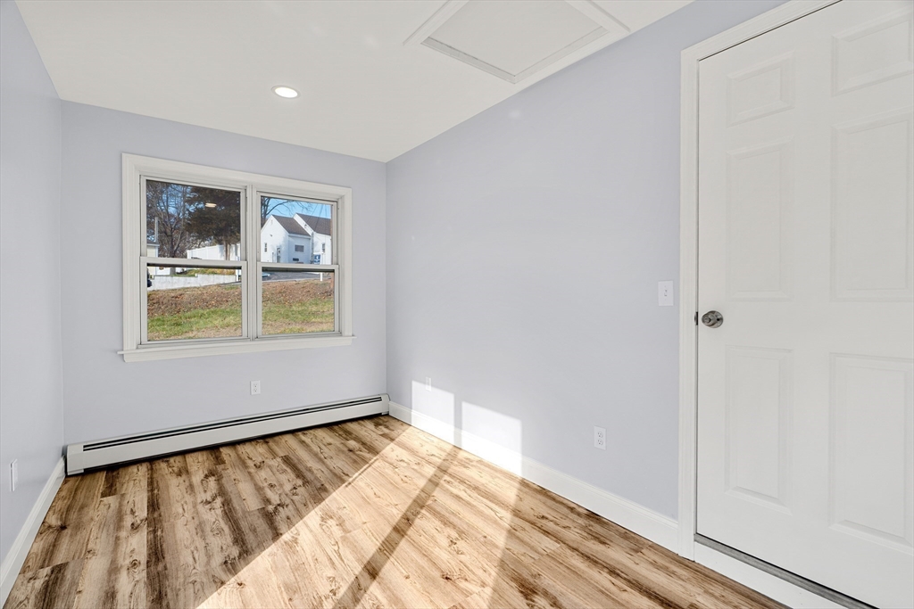 16 Jeanne Darc St Property Photo 16