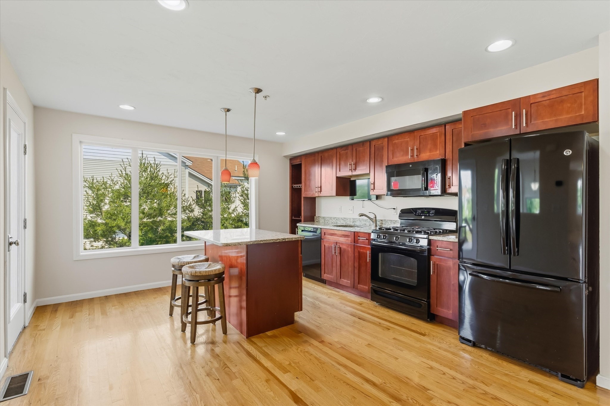 354 America Blvd # 354 Property Photo 11
