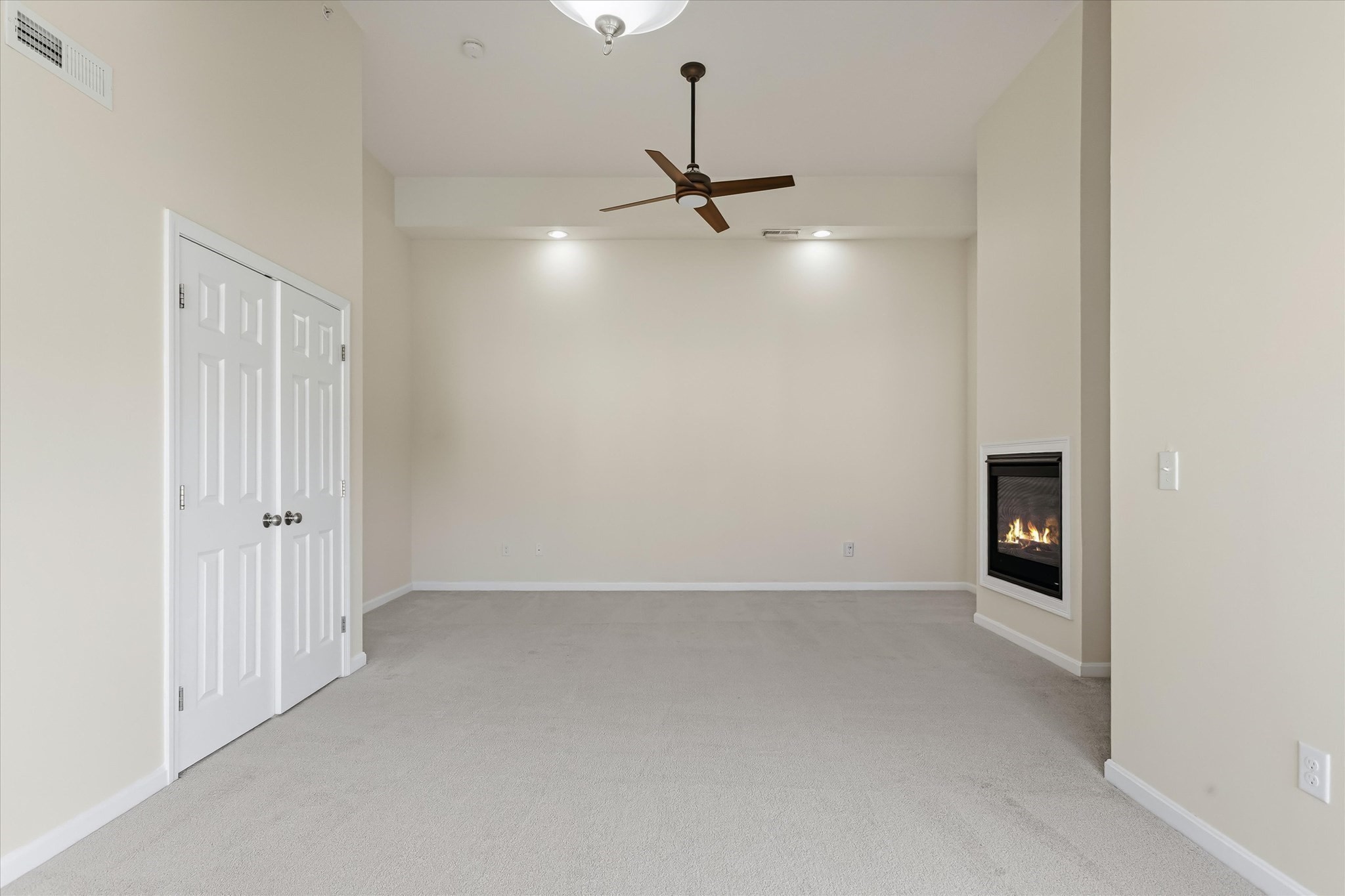 354 America Blvd # 354 Property Photo 22