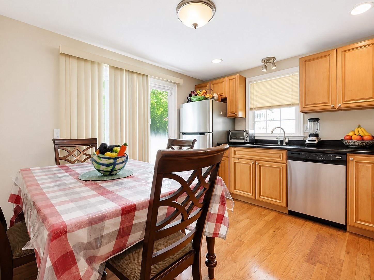 17 Bolton St Property Photo 9