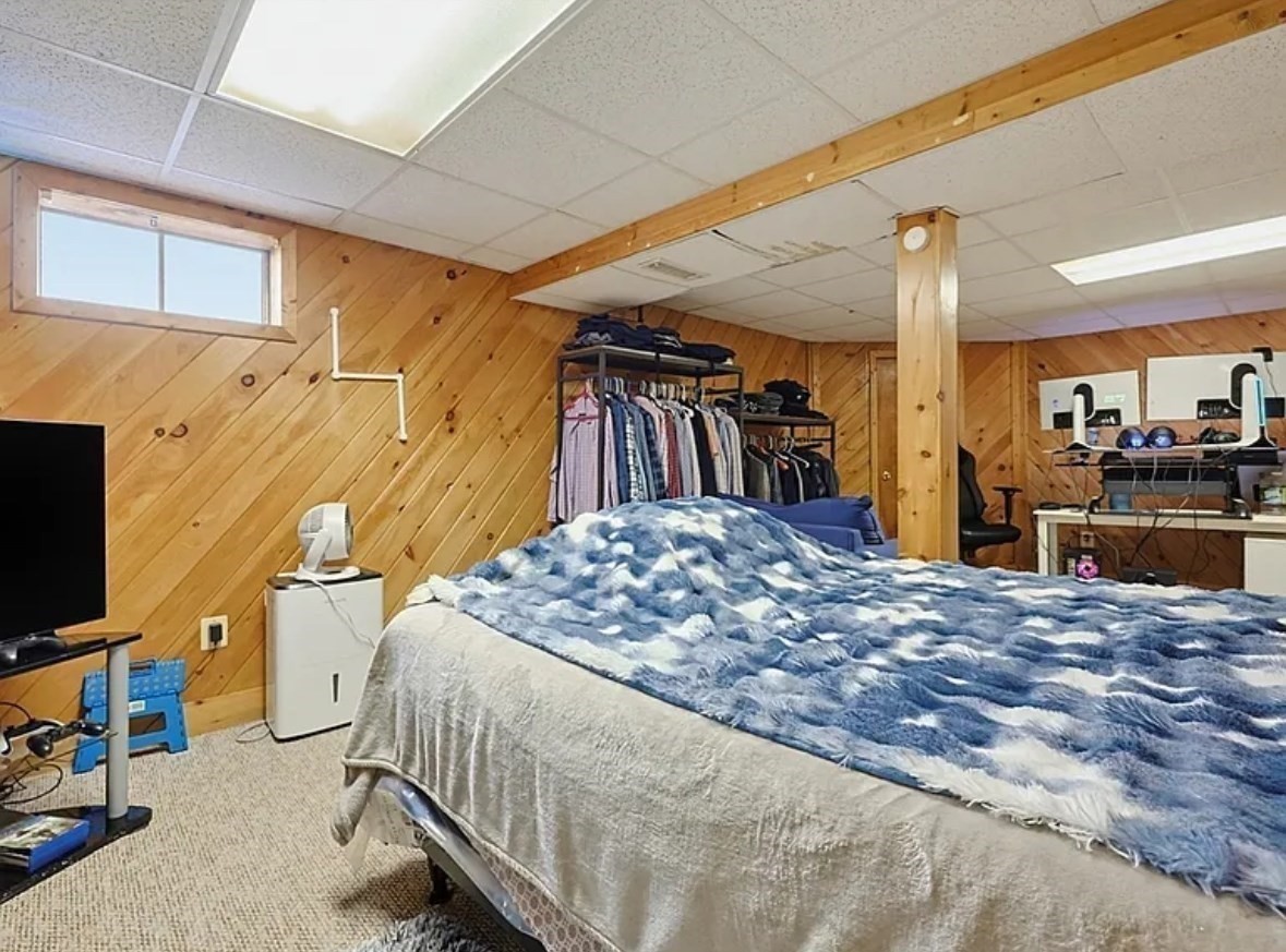 17 Bolton St Property Photo 23