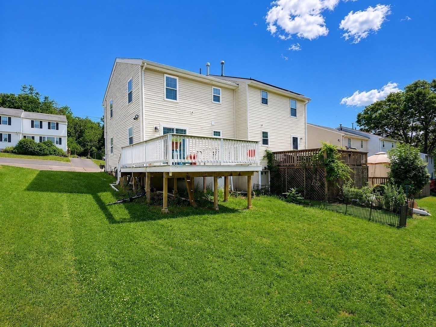 17 Bolton St Property Photo 25