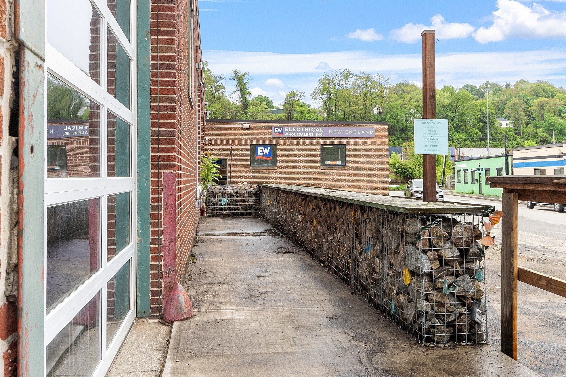 333 Shrewsbury Street # B Property Photo 3