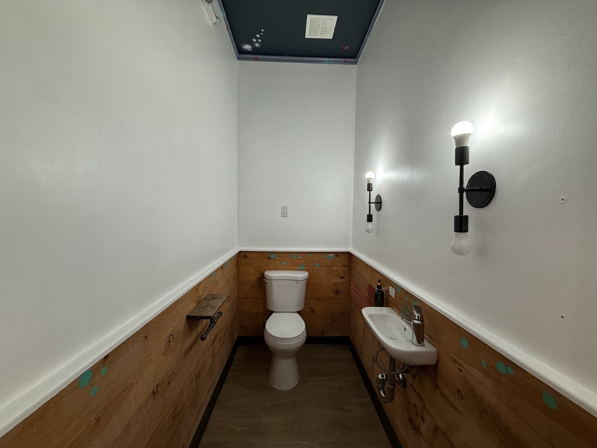 333 Shrewsbury Street # B Property Photo 22