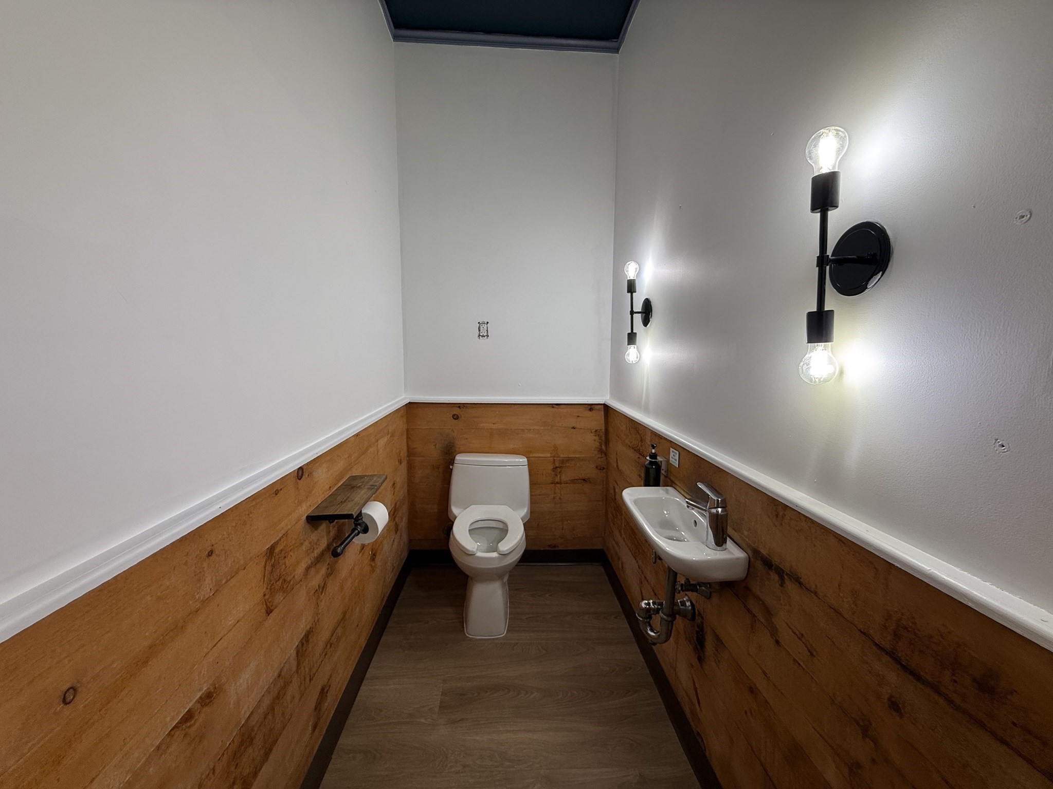 333 Shrewsbury Street # B Property Photo 23