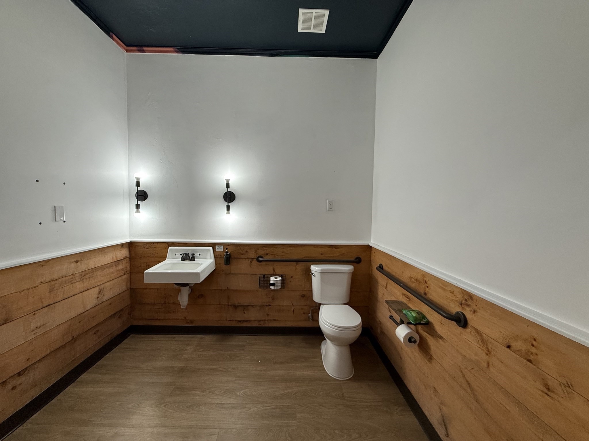 333 Shrewsbury Street # B Property Photo 24