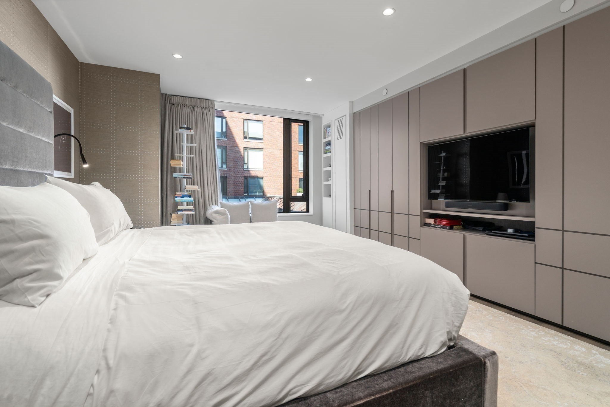 220 Boylston Street # 9013 Property Photo 8