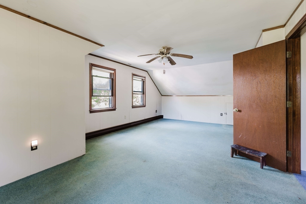 33 Terry Dr Property Photo 10