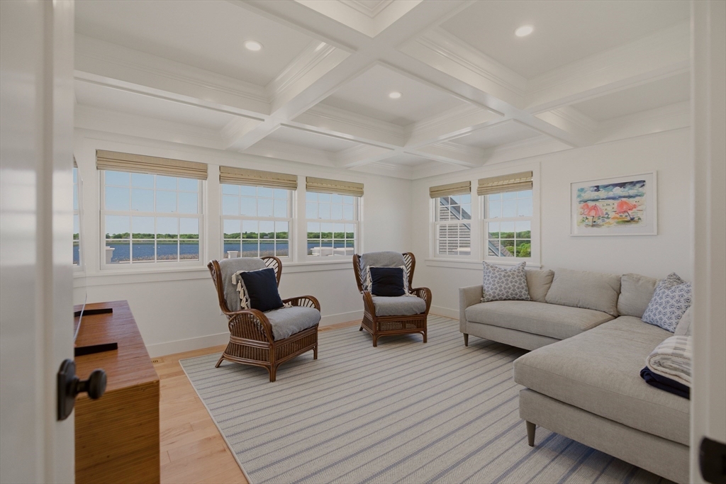 3 Richmond Pond Property Photo 16