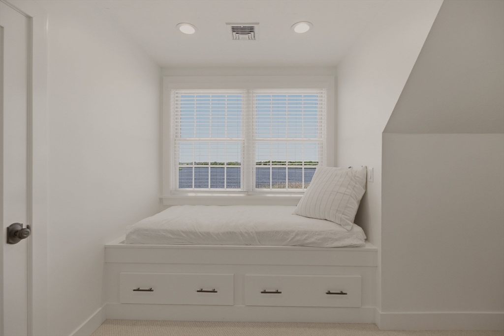 3 Richmond Pond Property Photo 22