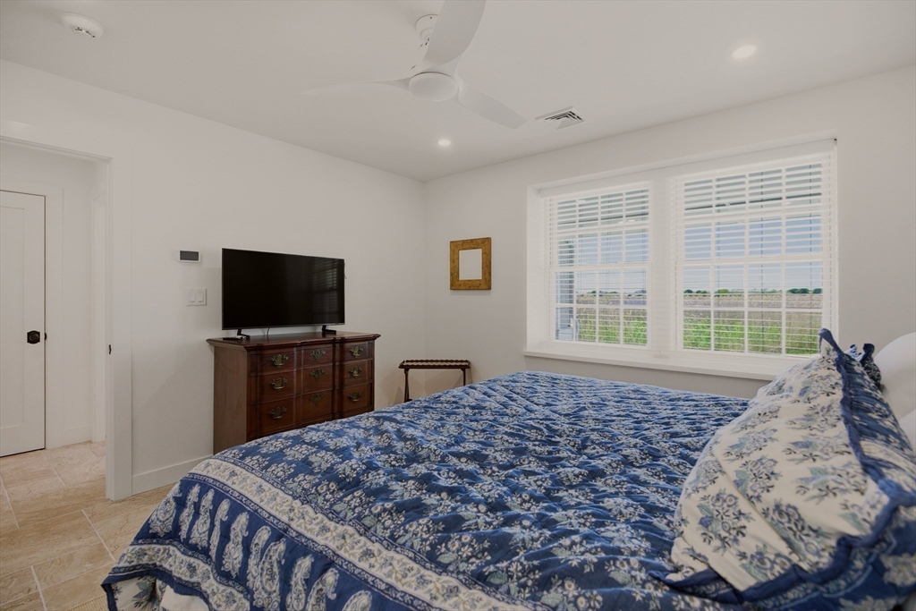 3 Richmond Pond Property Photo 28