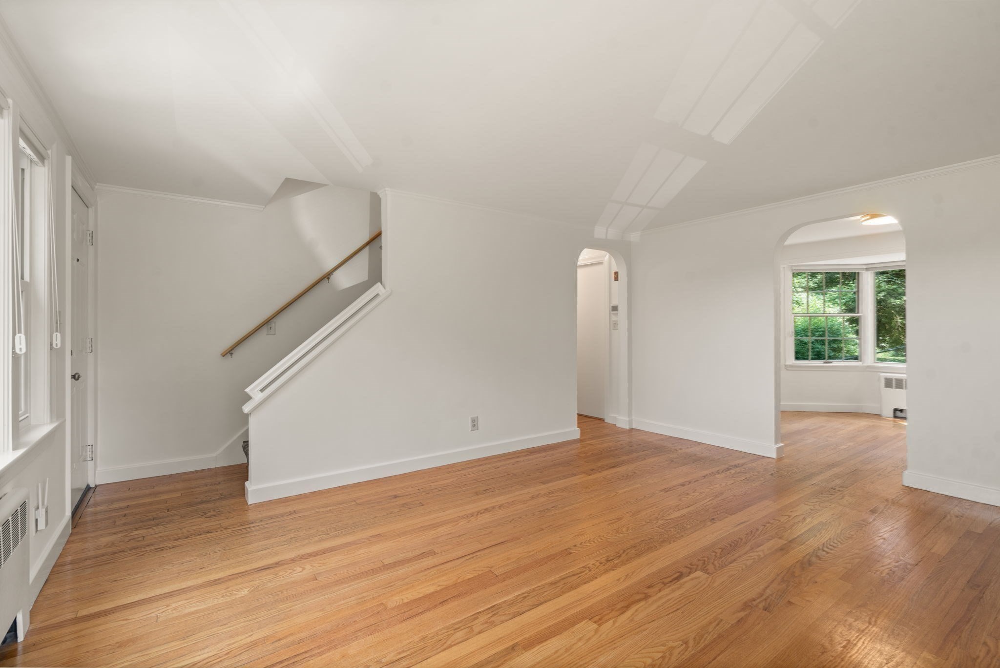 167 Glezen Ln Property Photo 10