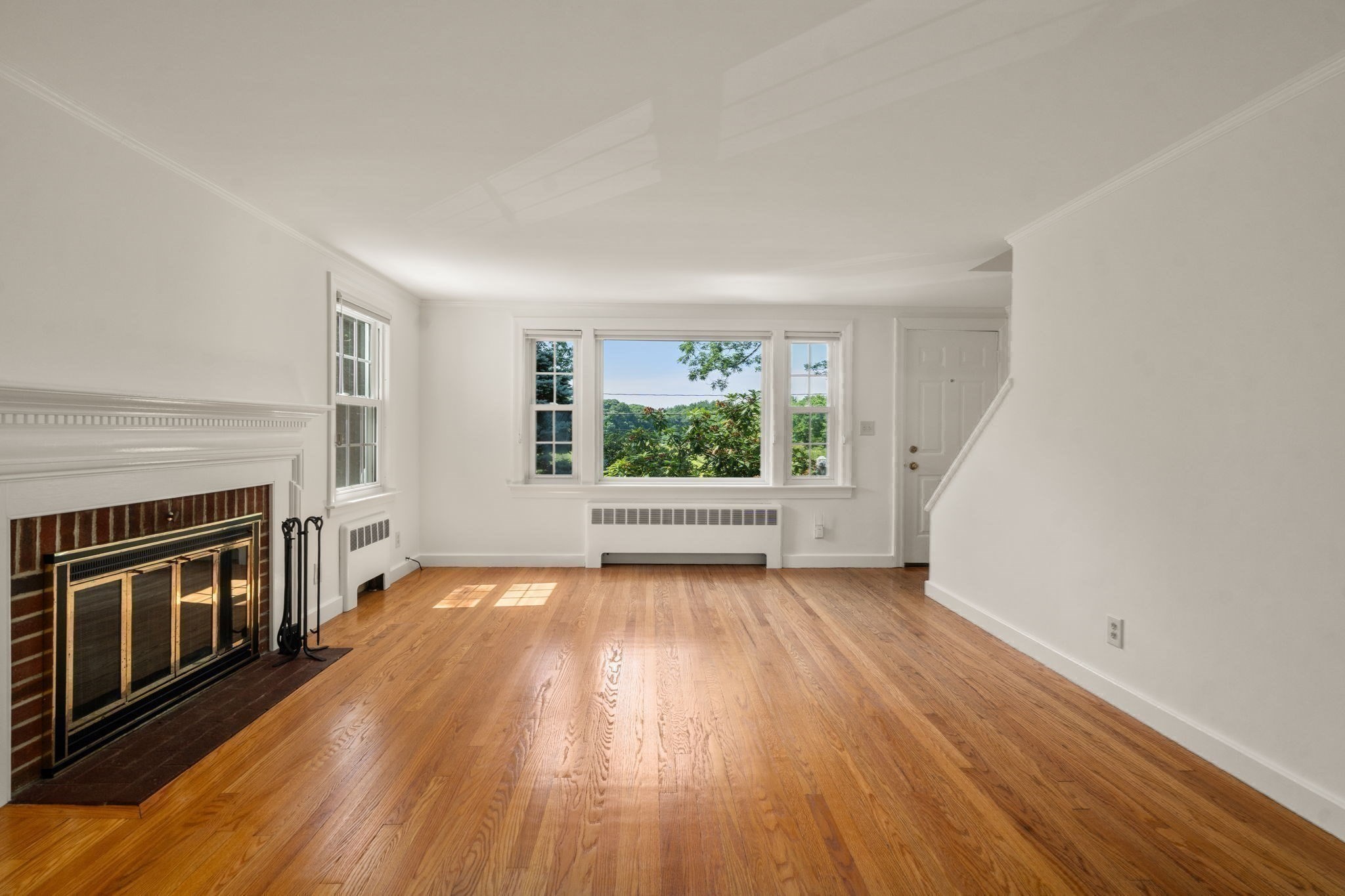 167 Glezen Ln Property Photo 11