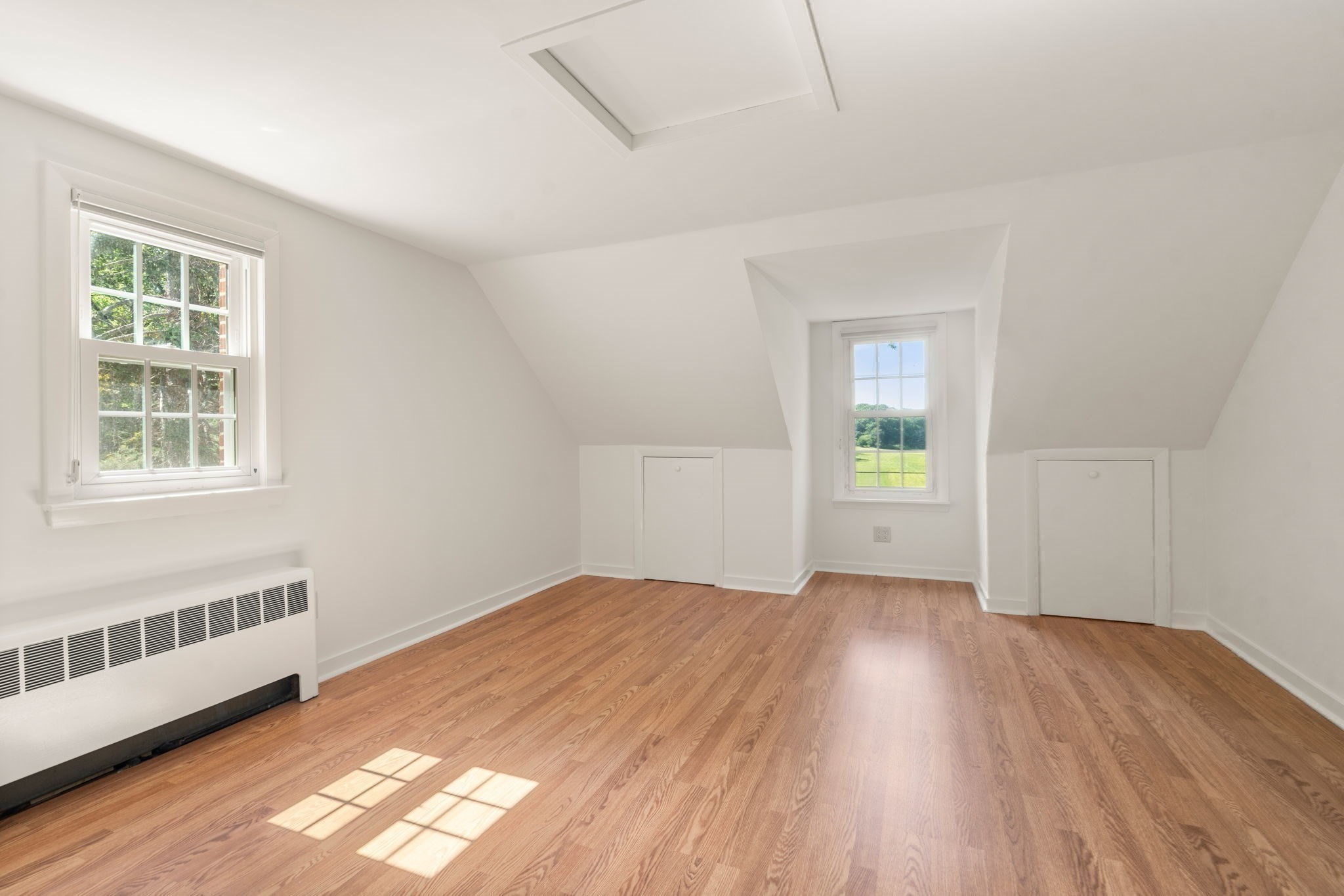 167 Glezen Ln Property Photo 27