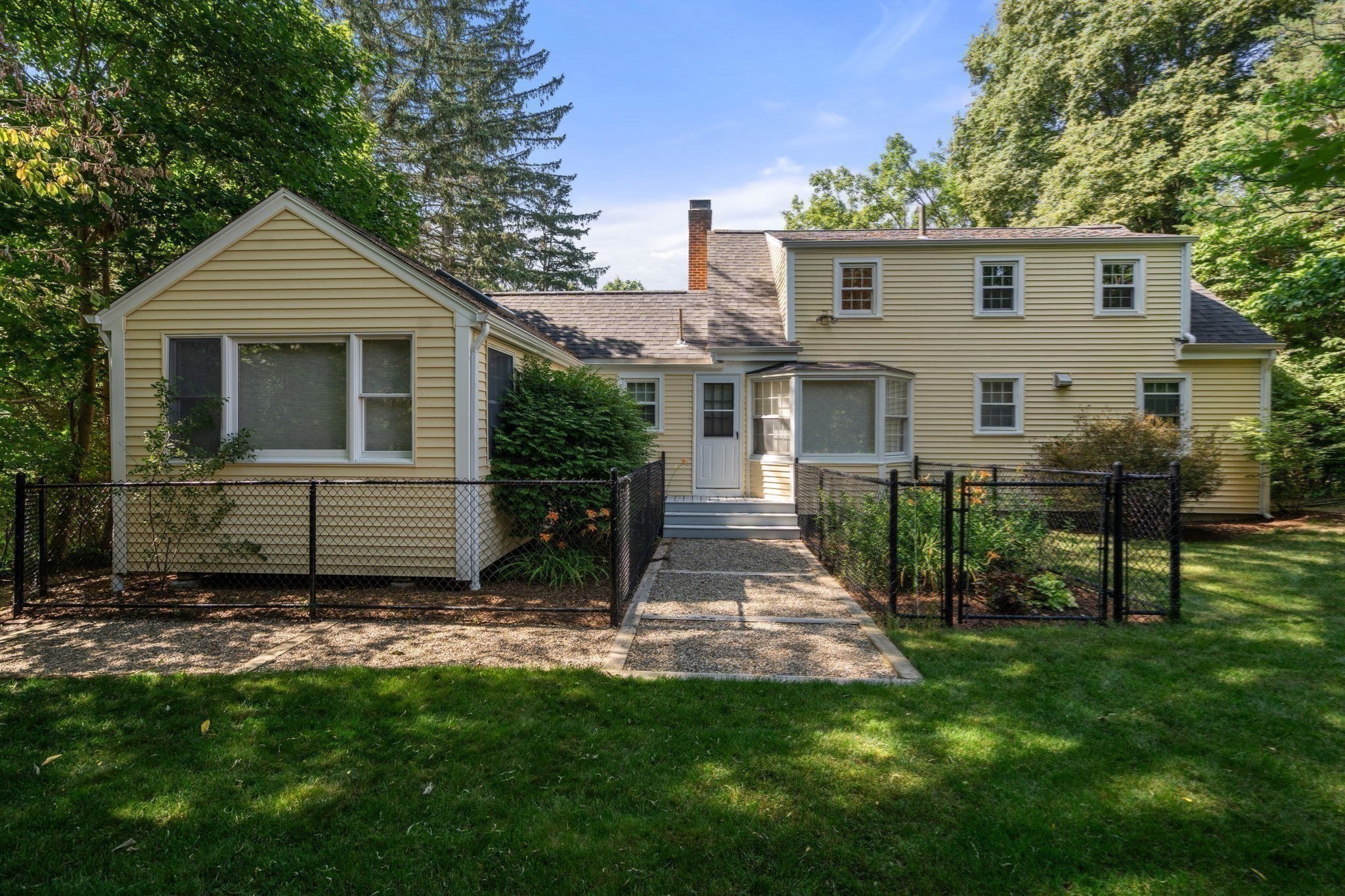 167 Glezen Ln Property Photo 32