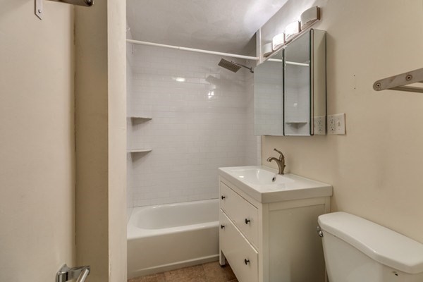 238 S Huntington Ave # 1 Property Photo 15