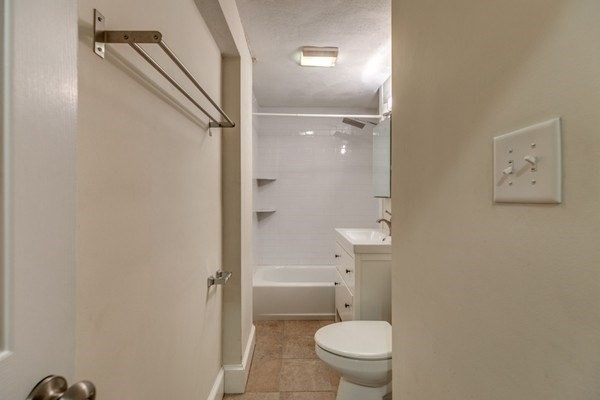 238 S Huntington Ave # 1 Property Photo 16