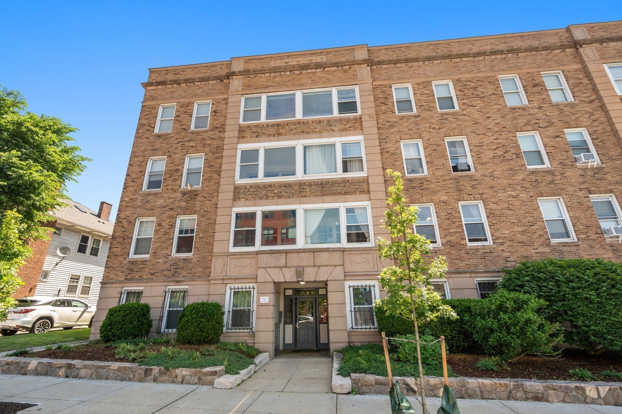 238 S Huntington Ave # 1 Property Photo 19