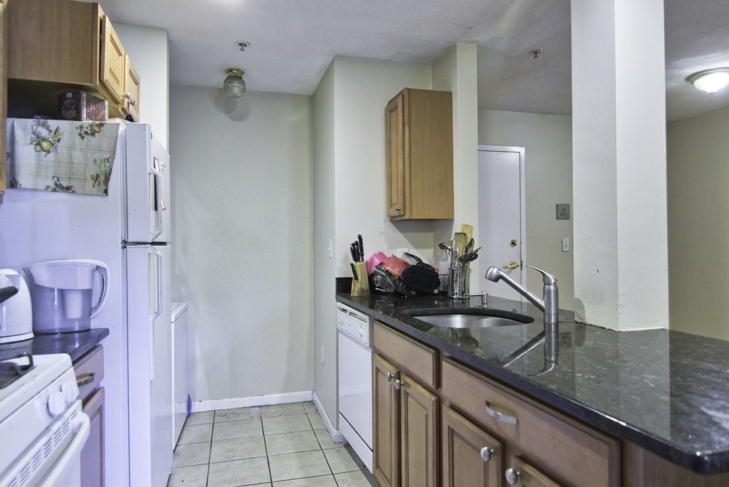 39 Broadway # 210 Property Photo 9