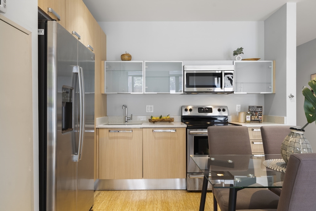 691 Massachusetts Ave Property Photo 8