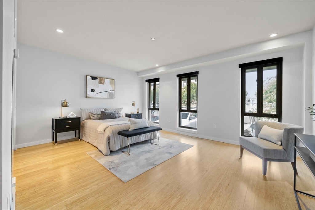 691 Massachusetts Ave Property Photo 14