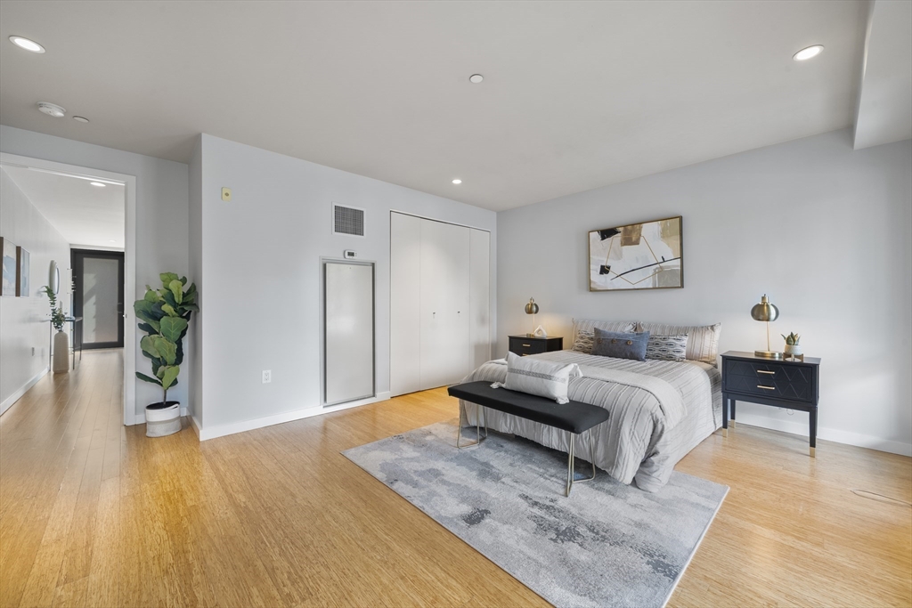 691 Massachusetts Ave Property Photo 17
