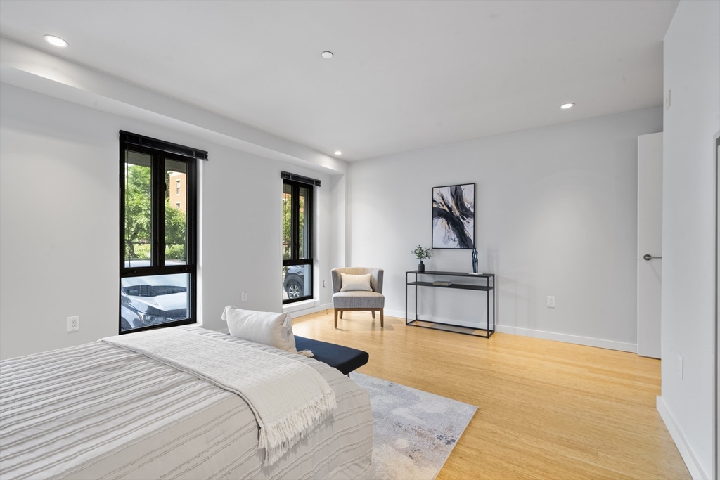 691 Massachusetts Ave Property Photo 18