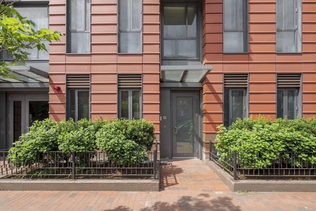 691 Massachusetts Ave Property Photo 20