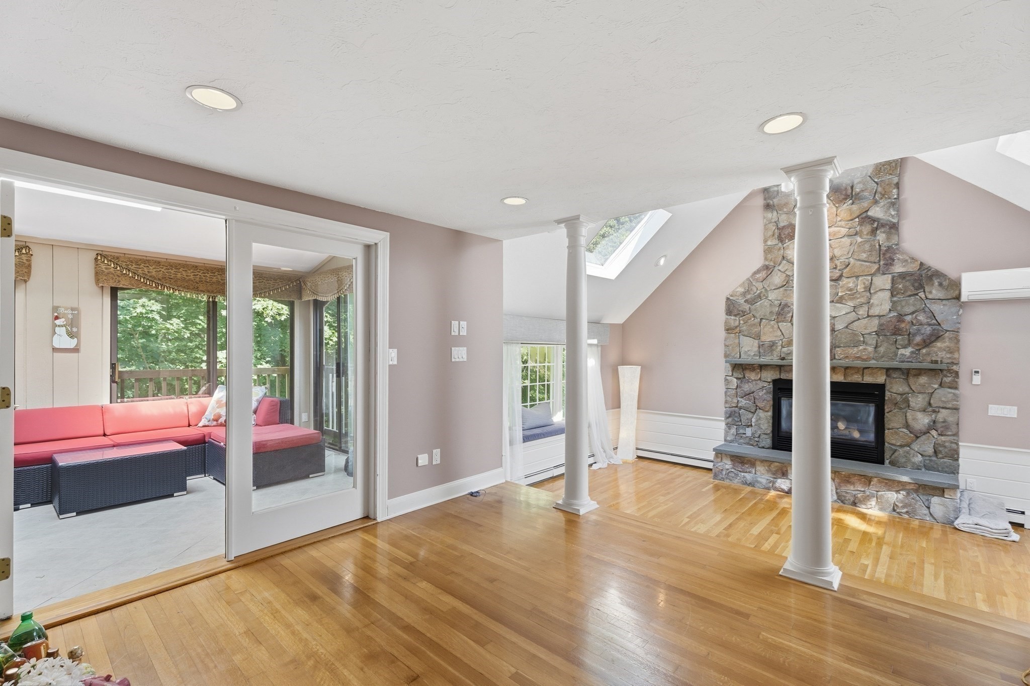 125 Jaffrey St Property Photo 15