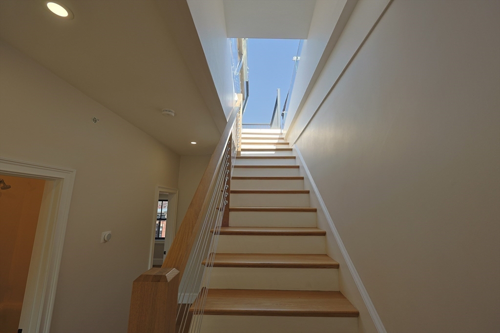 667 Tremont Ph Property Photo 31