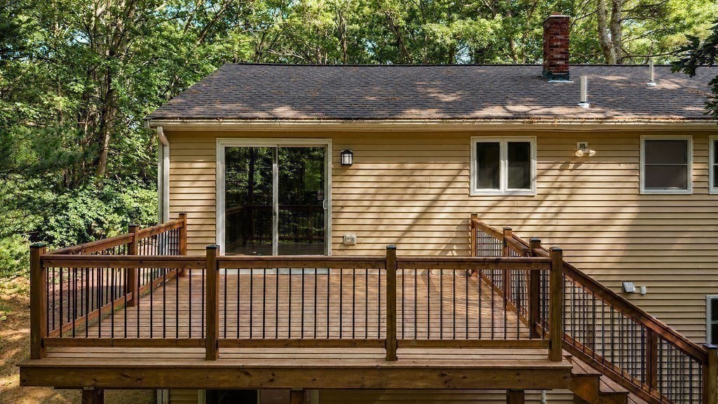 166 School St Property Photo 5