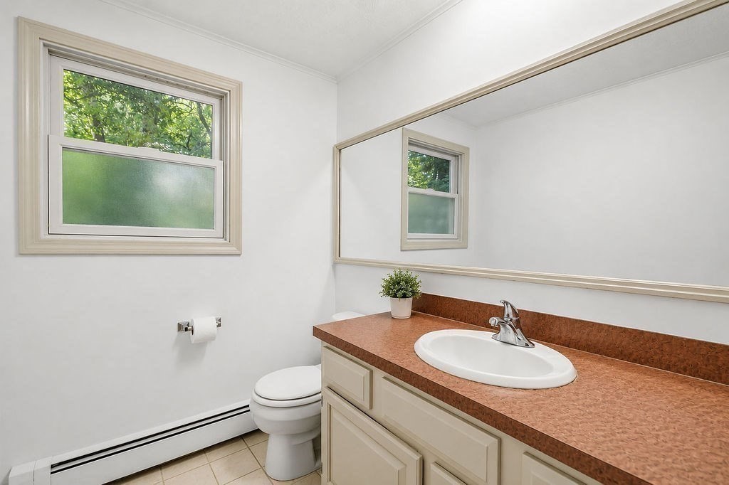 166 School St Property Photo 14