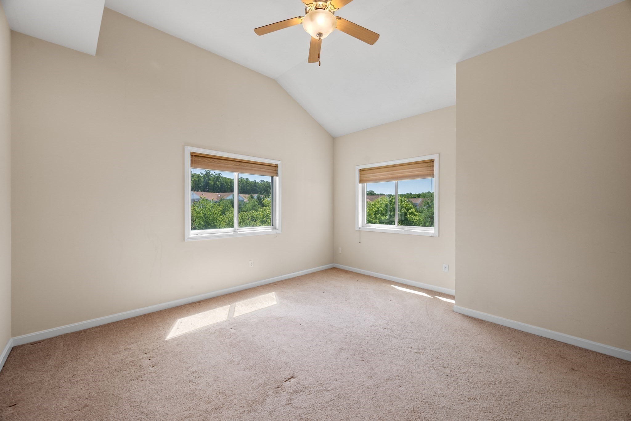 351 America Blvd # 351 Property Photo 14