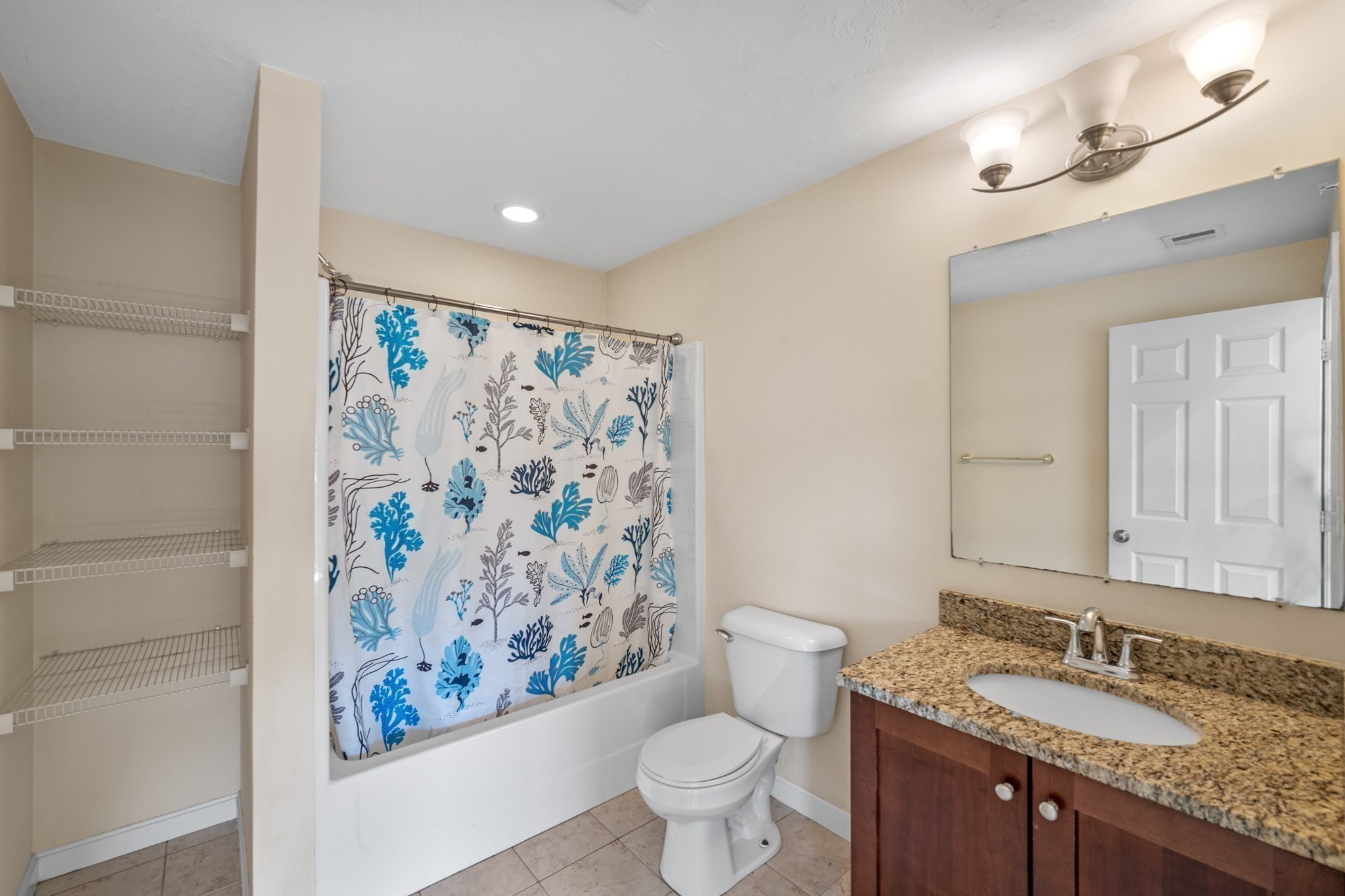 351 America Blvd # 351 Property Photo 17