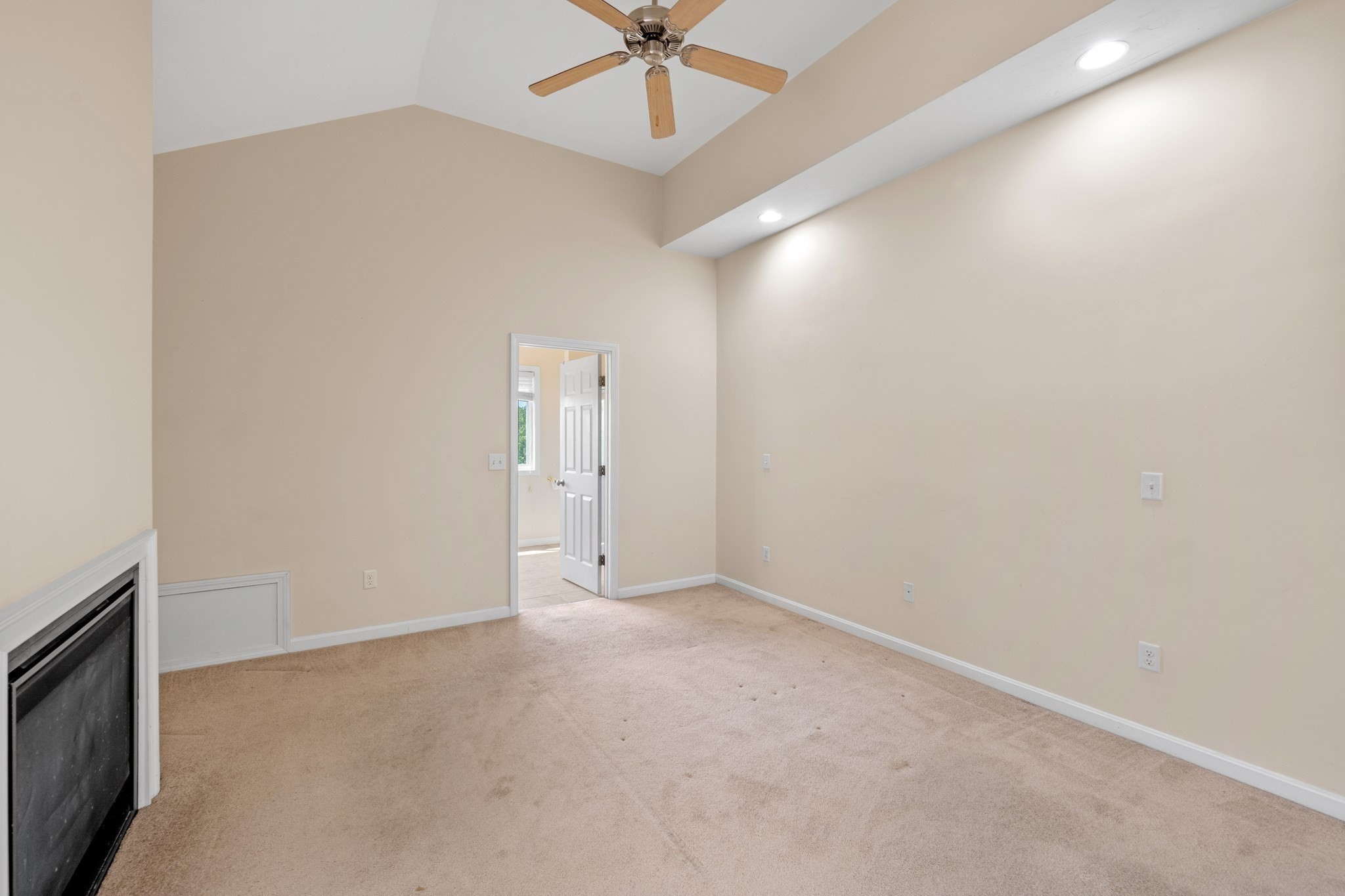 351 America Blvd # 351 Property Photo 19