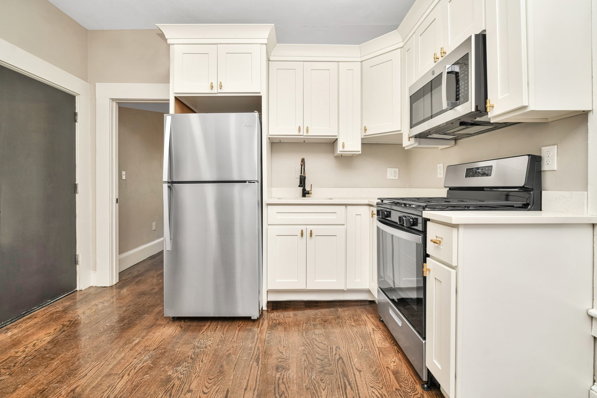 14 Carson St # 1 Property Photo 1