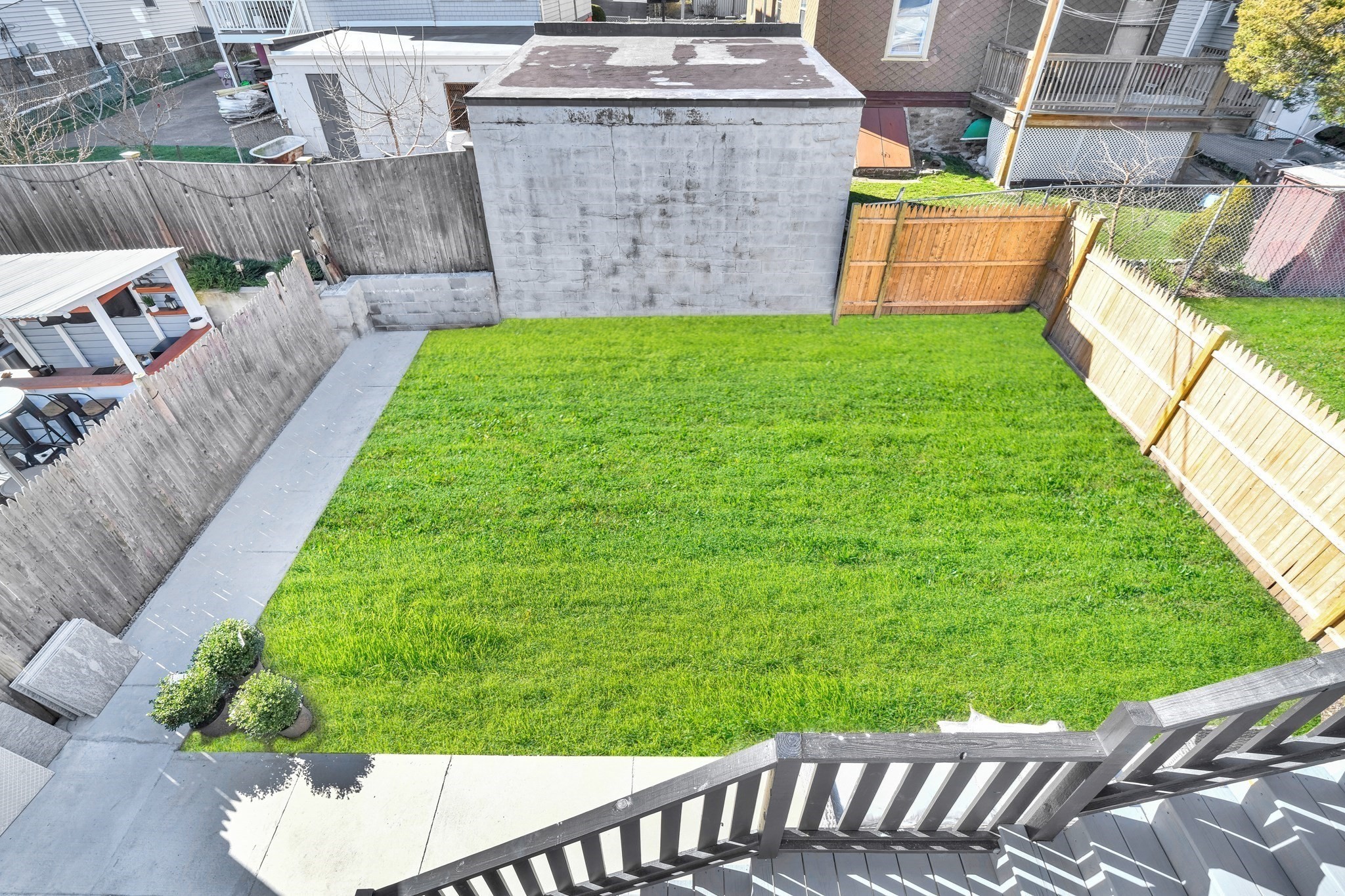16 Carson St # 1 Property Photo 6